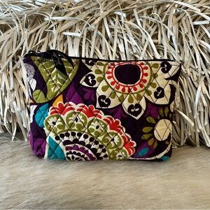 New VERA BRADLEY Plum Crazy 2013 Travel Zipper Cosmetic Case Purple Green Floral